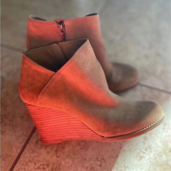 Excellent condition lucky brand wedge boots - Picture 4 of 13